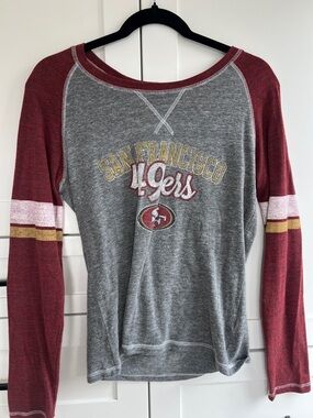Team Apparel San Francisco 49ers Gray and Red Long Sleeve Tee